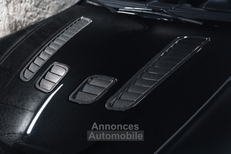 Aston Martin V12 Vantage Carbon Black Edition V12 6.0 517 - <small>A partir de </small>1.100 EUR <small>/ mois</small> - #3