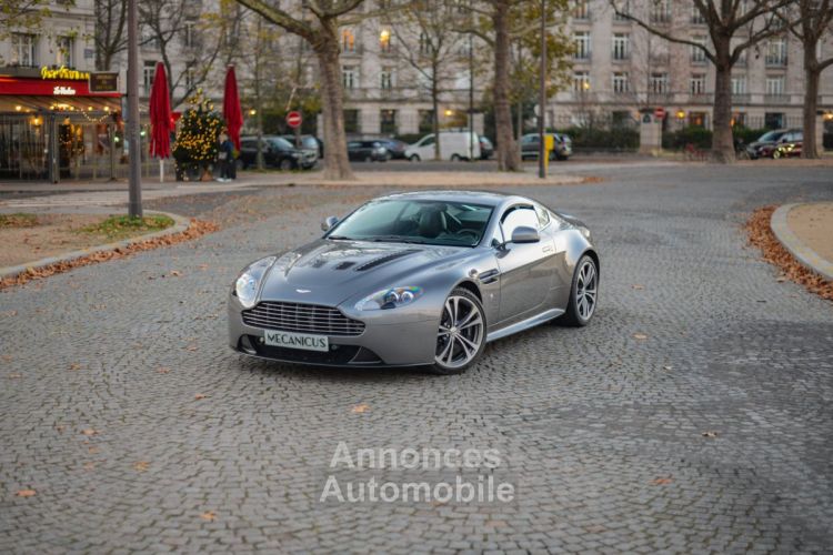 Aston Martin V12 Vantage Gris Tungstène - <small></small> 119.900 € <small>TTC</small> - #1