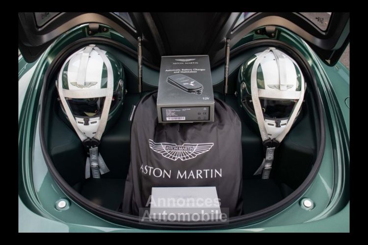 Aston Martin V12 Vantage Speedster 5.2l - 700ch - N°61/88 ! - <small></small> 1.090.000 € <small></small> - #11