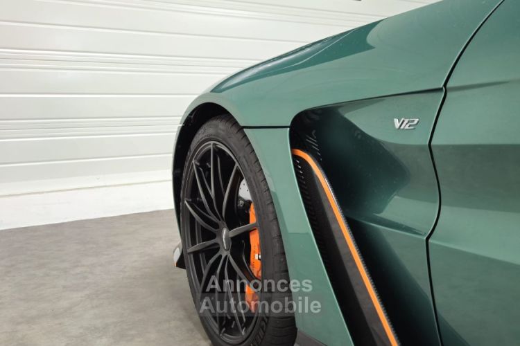 Aston Martin V12 Vantage V12 VANTAGE ROADSTER 249 EXEMPLAIRES 700ch - <small></small> 465.000 € <small></small> - #15