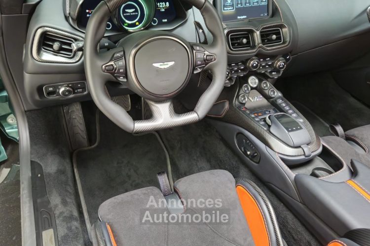 Aston Martin V12 Vantage V12 VANTAGE ROADSTER 249 EXEMPLAIRES 700ch - <small></small> 465.000 € <small></small> - #25