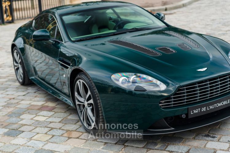 Aston Martin V12 Vantage *Goodwood Green* - <small></small> 144.900 € <small>TTC</small> - #28