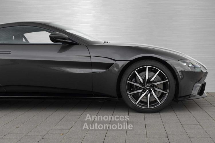 Aston Martin V8 Vantage - <small></small> 137.000 € <small></small> - #22