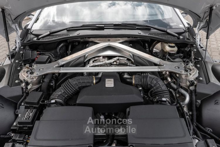 Aston Martin V8 Vantage - <small></small> 136.000 € <small></small> - #22