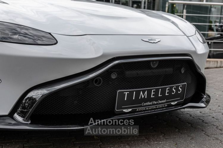 Aston Martin V8 Vantage - <small></small> 136.000 € <small></small> - #24