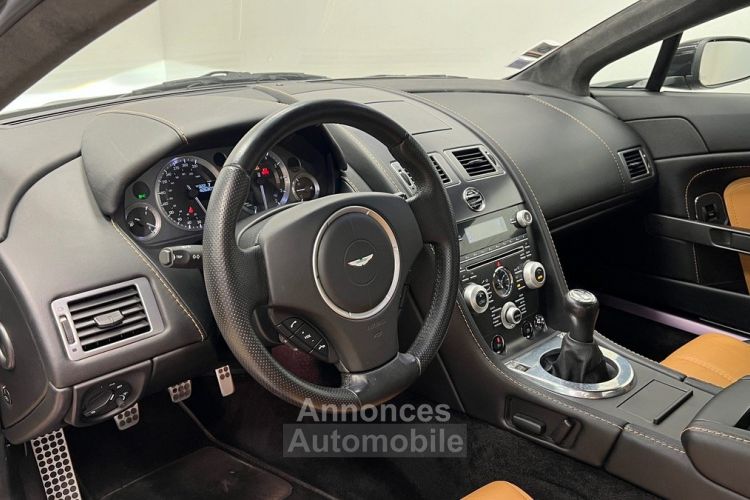 Aston Martin V8 Vantage 420 ch 4.7 BVM/ Sièges électriques/ Clé Crystal/ Carnet complet - <small></small> 69.990 € <small>TTC</small> - #7