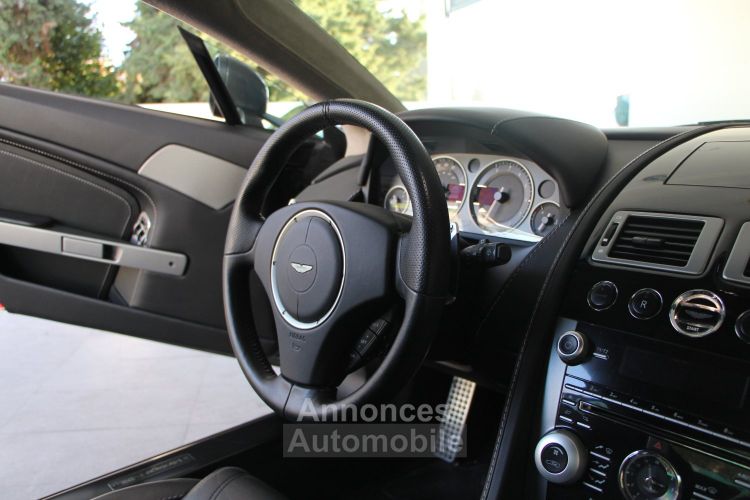 Aston Martin V8 Vantage 4.7 Coupe N420 Sportshift BVS - <small>A partir de </small>690 EUR <small>/ mois</small> - #19