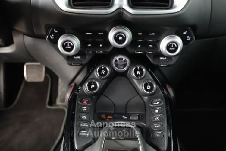 Aston Martin V8 Vantage Aston Martin V8 New Vantage 510 360° LED Garantie Aston Jusqu'au 11/23 Et Extensible - <small></small> 137.990 € <small>TTC</small> - #8