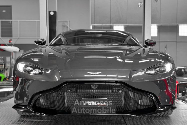 Aston Martin V8 Vantage Aston Martin V8 Vantage 4.0 510 – MAGNETIC SILVER - <small></small> 144.000 € <small>TTC</small> - #19