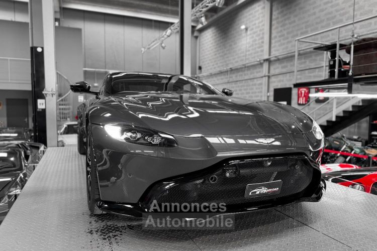 Aston Martin V8 Vantage Aston Martin V8 Vantage 4.0 510 – MAGNETIC SILVER - <small></small> 144.000 € <small>TTC</small> - #18