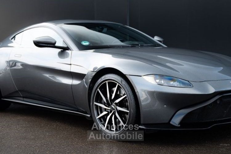 Aston Martin V8 Vantage Aston Martin V8 Vantage * Magnetic Silver * Véhicule En France - <small></small> 128.990 € <small>TTC</small> - #1