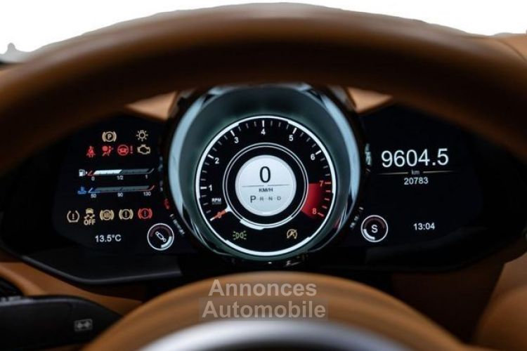 Aston Martin V8 Vantage MAGNETIC SILVER INTERIEUR BEIGE CAMERA 360° 2 SIEGES ELEC SON HAUT DE GAMME GARANTIE 12 MOIS PREMIERE MAIN - <small></small> 132.000 € <small>TTC</small> - #6