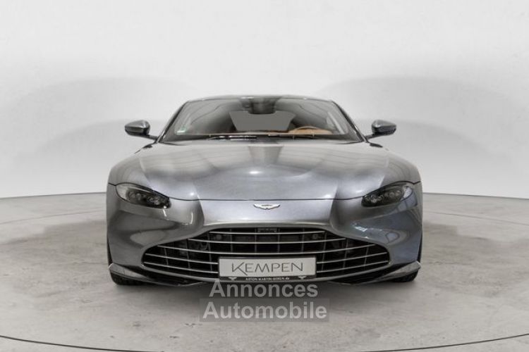 Aston Martin V8 Vantage MAGNETIC SILVER INTERIEUR BEIGE CAMERA 360° 2 SIEGES ELEC SON HAUT DE GAMME GARANTIE 12 MOIS PREMIERE MAIN - <small></small> 132.000 € <small>TTC</small> - #7