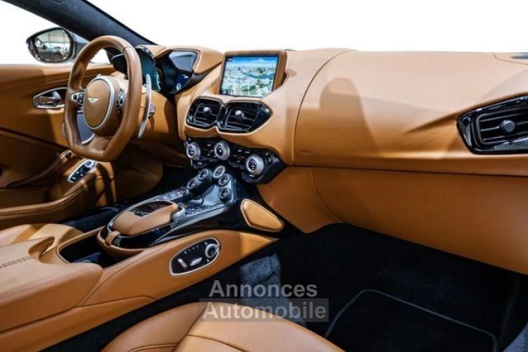 Aston Martin V8 Vantage MAGNETIC SILVER INTERIEUR BEIGE CAMERA 360° 2 SIEGES ELEC SON HAUT DE GAMME GARANTIE 12 MOIS PREMIERE MAIN - <small></small> 132.000 € <small>TTC</small> - #15