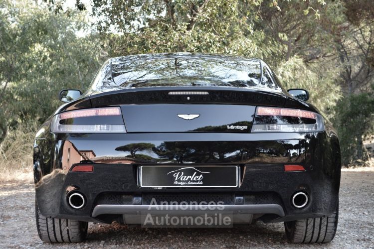 Aston Martin V8 Vantage MAGNIFIQUE ASTON MARTIN VANTAGE 4.7 V8 426ch BVS SPORTSHIFT ORIGINE FRANCE 2009 SEULEMENT 59000 KILOMETRES SUIVI AVEC CARNET + FACTURES GRAND ENTRETIE - <small></small> 62.990 € <small>TTC</small> - #15