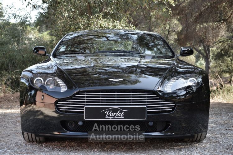 Aston Martin V8 Vantage MAGNIFIQUE ASTON MARTIN VANTAGE 4.7 V8 426ch BVS SPORTSHIFT ORIGINE FRANCE 2009 SEULEMENT 59000 KILOMETRES SUIVI AVEC CARNET + FACTURES GRAND ENTRETIE - <small></small> 62.990 € <small>TTC</small> - #2