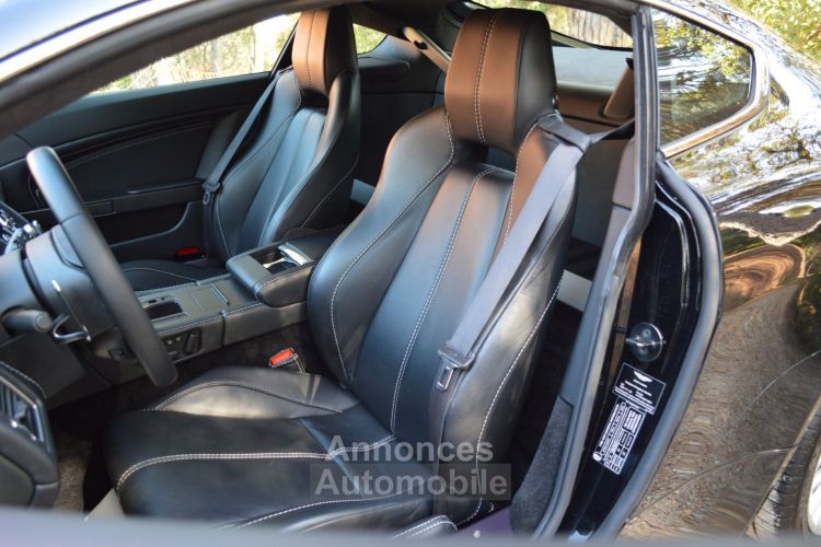 Aston Martin V8 Vantage MAGNIFIQUE ASTON MARTIN VANTAGE 4.7 V8 426ch BVS SPORTSHIFT ORIGINE FRANCE 2009 SEULEMENT 59000 KILOMETRES SUIVI AVEC CARNET + FACTURES GRAND ENTRETIE - <small></small> 62.990 € <small>TTC</small> - #47