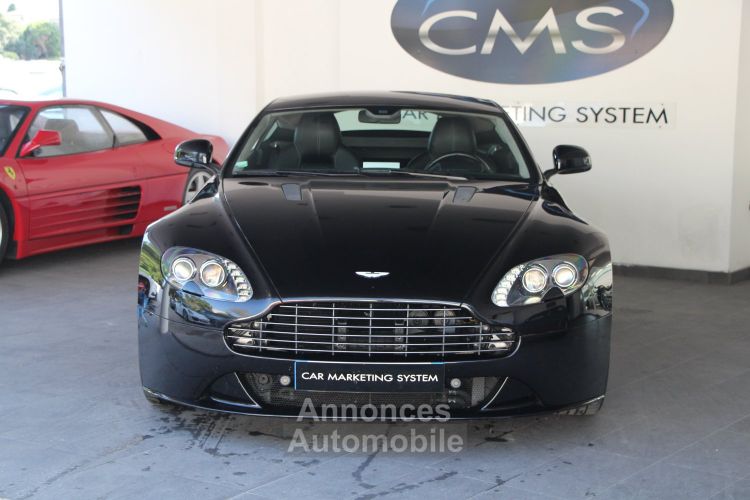 Aston Martin V8 Vantage S Coupe Sportshift II - <small>A partir de </small>990 EUR <small>/ mois</small> - #2