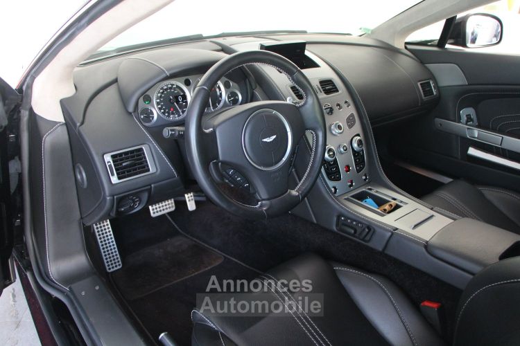 Aston Martin V8 Vantage S Coupe Sportshift II - <small>A partir de </small>990 EUR <small>/ mois</small> - #8