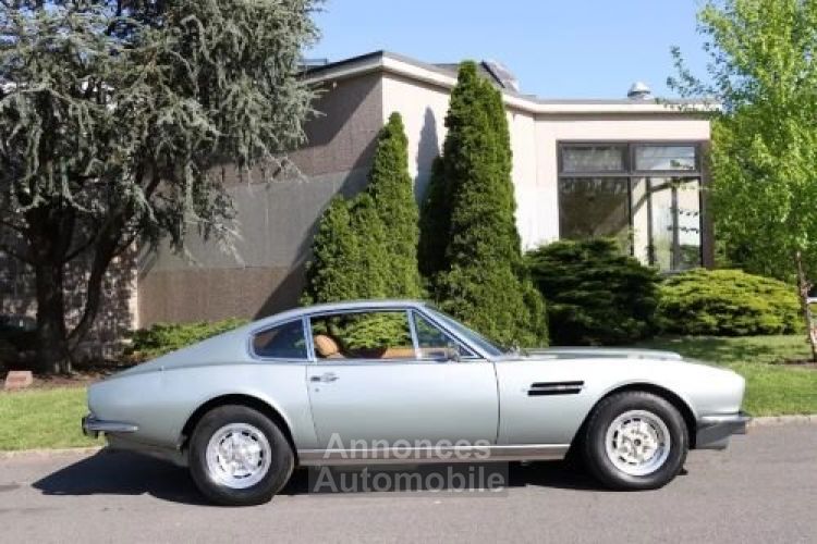 Aston Martin V8 Vantage Sports Saloon - <small></small> 63.700 € <small>TTC</small> - #3