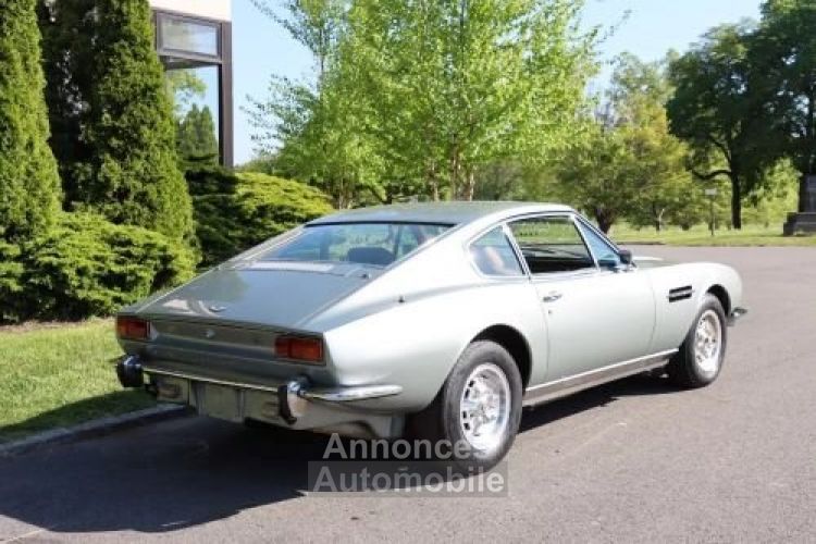 Aston Martin V8 Vantage Sports Saloon - <small></small> 63.700 € <small>TTC</small> - #4