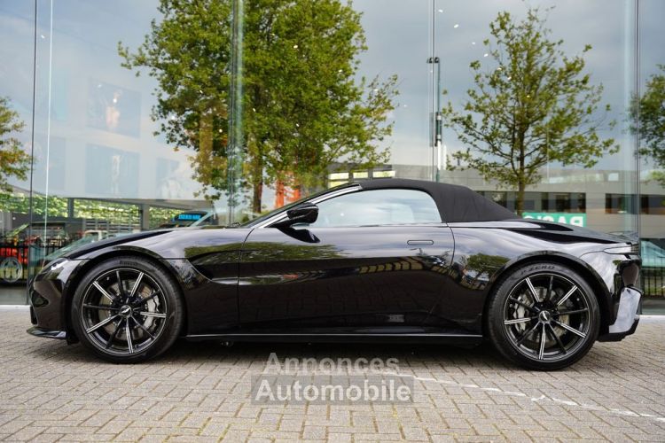 Aston Martin V8 Vantage V8 4.0 510 Roadster Sport 1èreM JA 20  diamantées 360° Comme NEUVE !! Garantie 12 Mois Prémium - <small></small> 118.990 € <small>TTC</small> - #3