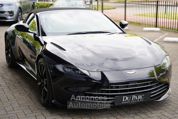 Aston Martin V8 Vantage V8 4.0 510 Roadster Sport 1èreM JA 20  diamantées 360° Comme NEUVE !! Garantie 12 Mois Prémium - <small></small> 118.990 € <small>TTC</small> - #19