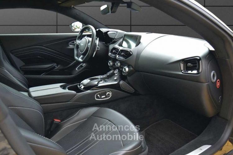 Aston Martin V8 Vantage V8 4.0 510 Vantage Caméra Entretien AM Gris Quantum Garantie 12 mois Prémium - <small></small> 129.990 € <small></small> - #26