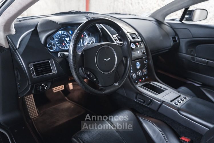 Aston Martin V8 Vantage V8 4.3 385 - <small>A partir de </small>500 EUR <small>/ mois</small> - #23