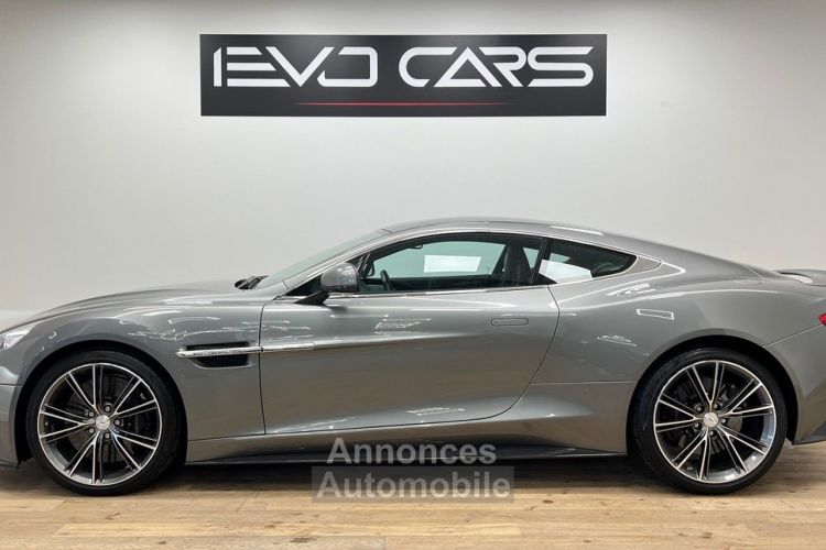 Aston Martin Vanquish 5.9 V12 574 ch 2+2 1ère main Pack carbone / Volant One-77 / BO - <small></small> 156.990 € <small>TTC</small> - #3