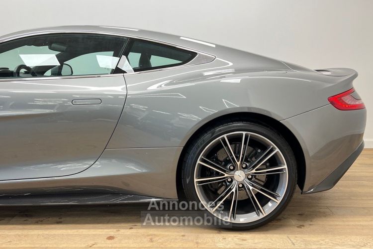 Aston Martin Vanquish 5.9 V12 574 ch 2+2 1ère main Pack carbone / Volant One-77 / BO - <small></small> 156.990 € <small>TTC</small> - #5