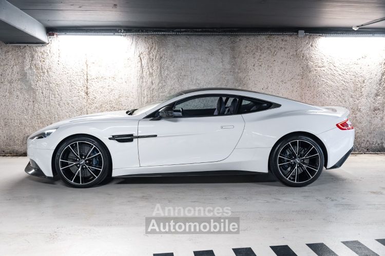 Aston Martin Vanquish (II) V12 6.0 570 Touchtronic 2 - <small>A partir de </small>1.480 EUR <small>/ mois</small> - #8