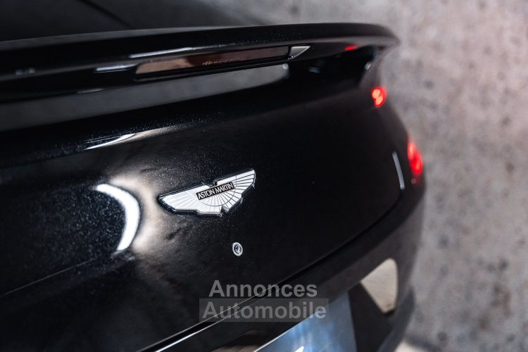 Aston Martin Vanquish (II) Volante V12 6.0 576 Touchtronic III - <small>A partir de </small>1.790 EUR <small>/ mois</small> - #20