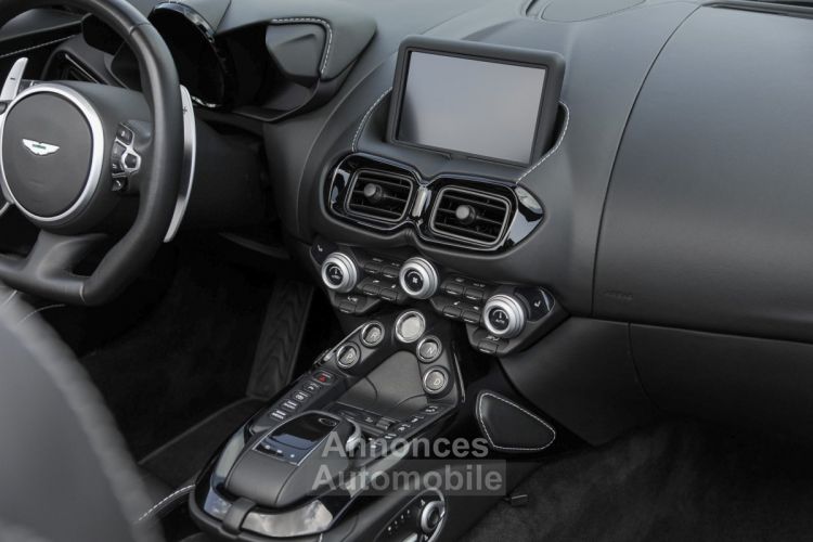 Aston Martin Vantage 4.0 V8 Roadster - <small></small> 154.800 € <small>TTC</small> - #18