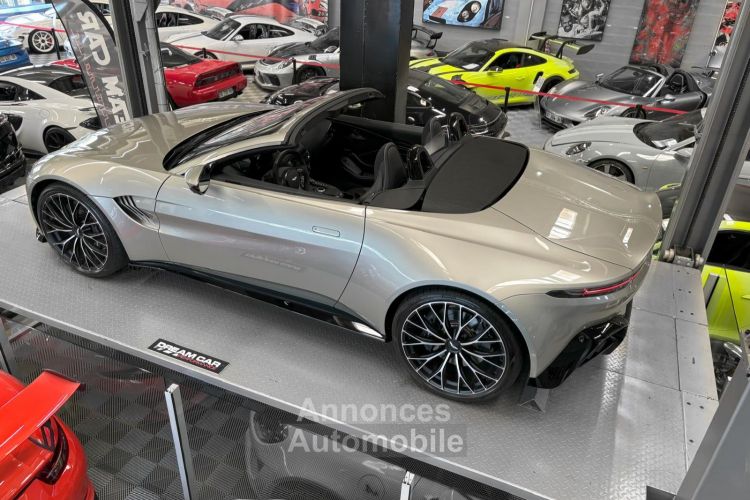 Aston Martin Vantage Aston Martin Vantage Roadster V8 4.0 510 - Q- Silver Birch - <small></small> 137.000 € <small>TTC</small> - #22