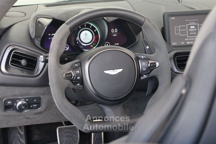 Aston Martin Vantage F1 EDITION ROADSTER - <small>A partir de </small>2.990 EUR <small>/ mois</small> - #14