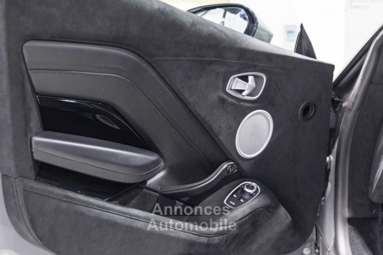 Aston Martin Vantage Gris china - <small></small> 128.900 € <small>TTC</small> - #11