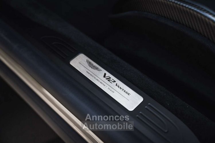 Aston Martin Vantage V12 Roadster 1 of 249 Aluminite Silver - <small></small> 425.900 € <small>TTC</small> - #27