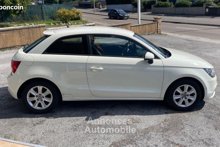 Audi A1 1.2 TFSI 90 CH AMBIENTE - <small></small> 9.490 € <small>TTC</small> - #4