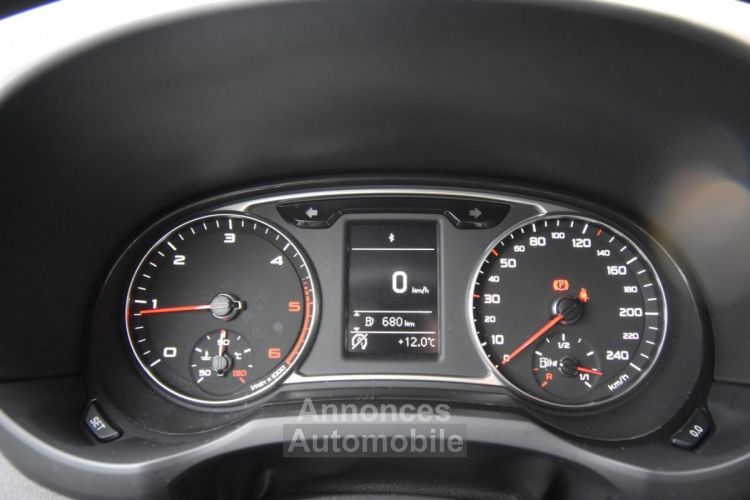 Audi A1 1.4 TDI 90 CH AMBIENTE S-TRONIC GARANTIE 6 MOIS - <small></small> 15.589 € <small>TTC</small> - #15