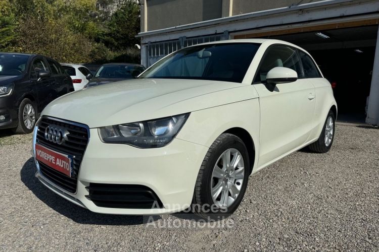 Audi A1 1.6 TDI 90CH FAP AMBIENTE/ TOUTES FACTURES / - <small></small> 9.999 € <small>TTC</small> - #1