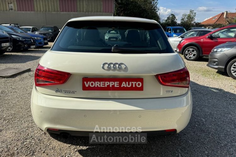 Audi A1 1.6 TDI 90CH FAP AMBIENTE/ TOUTES FACTURES / - <small></small> 9.999 € <small>TTC</small> - #5