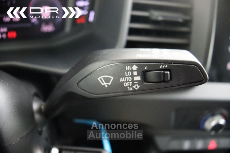 Audi A1 25TFSi PACK BUSINESS - VIRTUAL COCKPIT MIRROR LINK ALU - <small></small> 15.995 € <small>TTC</small> - #35