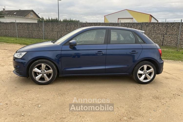 Audi A1 Sportback 1.0 TFSI 95 ultra Metropolitan - <small></small> 15.490 € <small>TTC</small> - #9