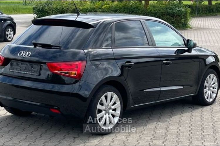 Audi A1 Sportback 1.2 TFSI 86 Ambition *BM*10/2012 - <small></small> 9.890 € <small>TTC</small> - #6