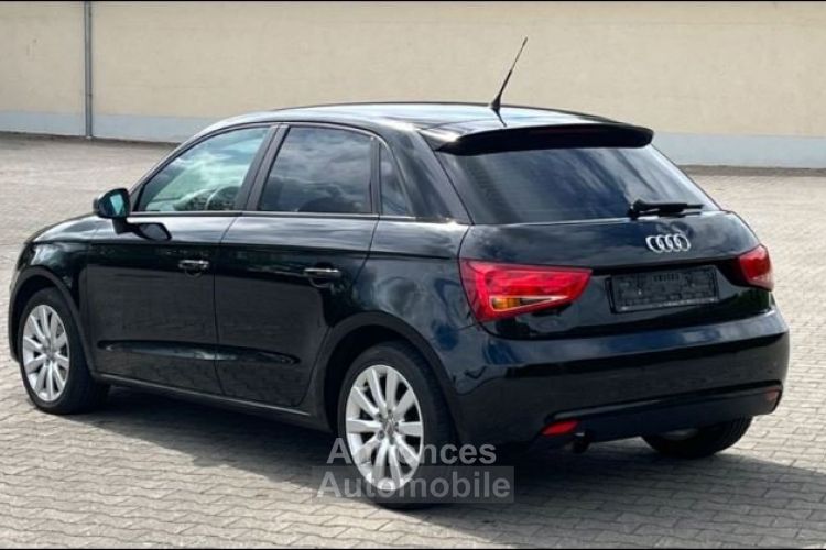 Audi A1 Sportback 1.2 TFSI 86 Ambition *BM*10/2012 - <small></small> 9.890 € <small>TTC</small> - #8