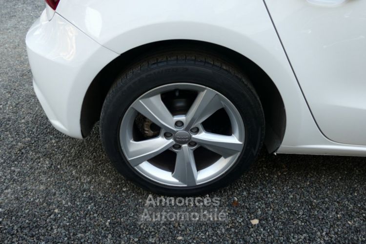 Audi A1 Sportback 1.4 TFSI 125 Ch ACTIVE S-TRONIC TOIT OUVRANT - <small></small> 12.990 € <small>TTC</small> - #4