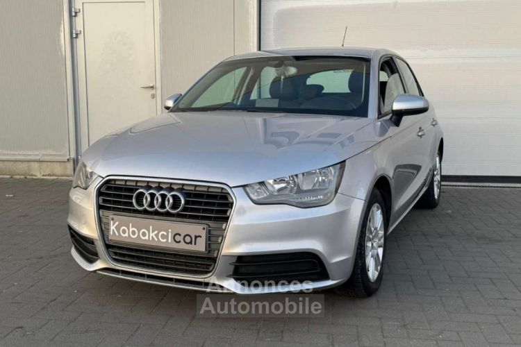 Audi A1 Sportback 1.6 TDi Attraction GPS Garantie 12M - <small></small> 10.890 € <small>TTC</small> - #3