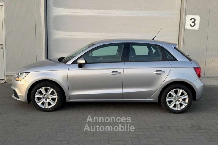 Audi A1 Sportback 1.6 TDi Attraction GPS Garantie 12M - <small></small> 10.890 € <small>TTC</small> - #8