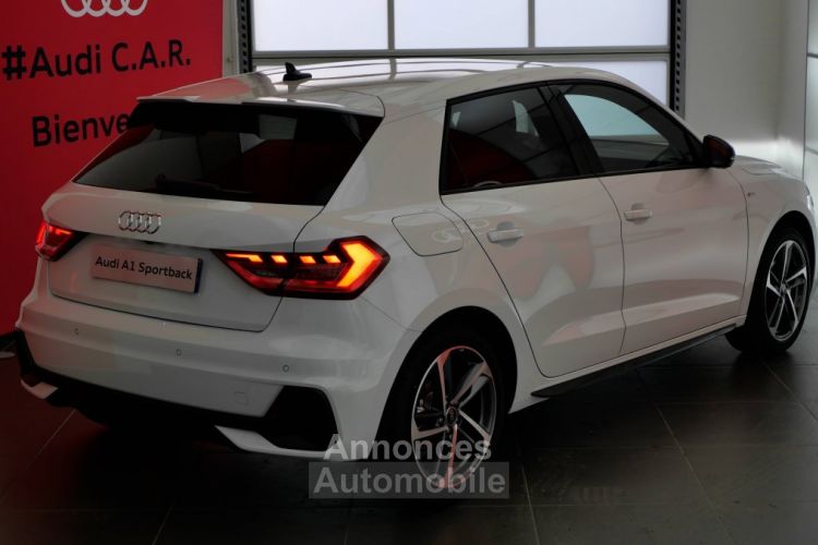 Audi A1 Sportback 30 TFSI 116 ch S tronic 7 Black Edition - <small></small> 32.900 € <small>TTC</small> - #4